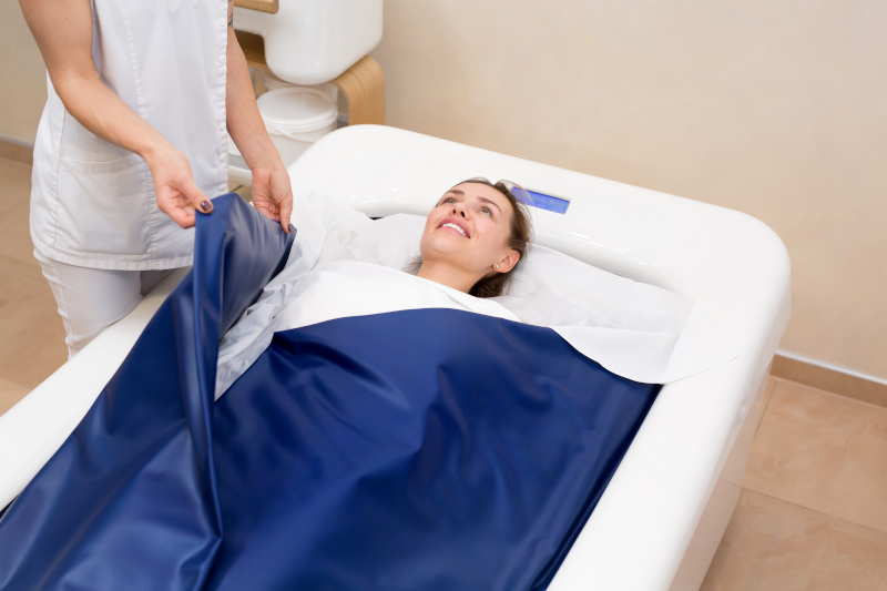 Infrared blanket therapy session